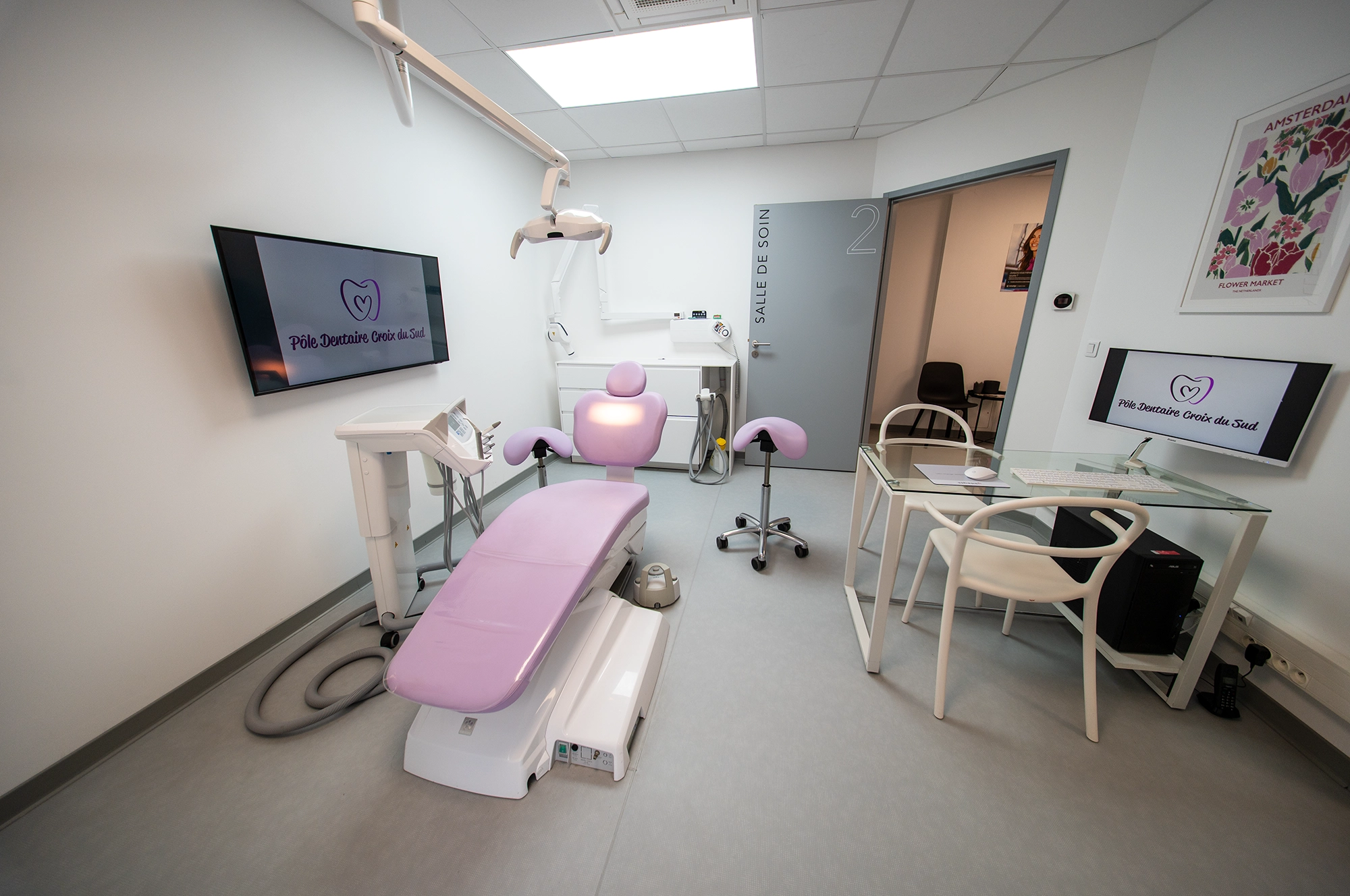 Consultation dentaire au cabinet Pôle Dentaire Croix du Sud